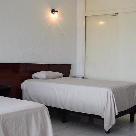 Hotel Virrey Rio Bravo Esterno foto