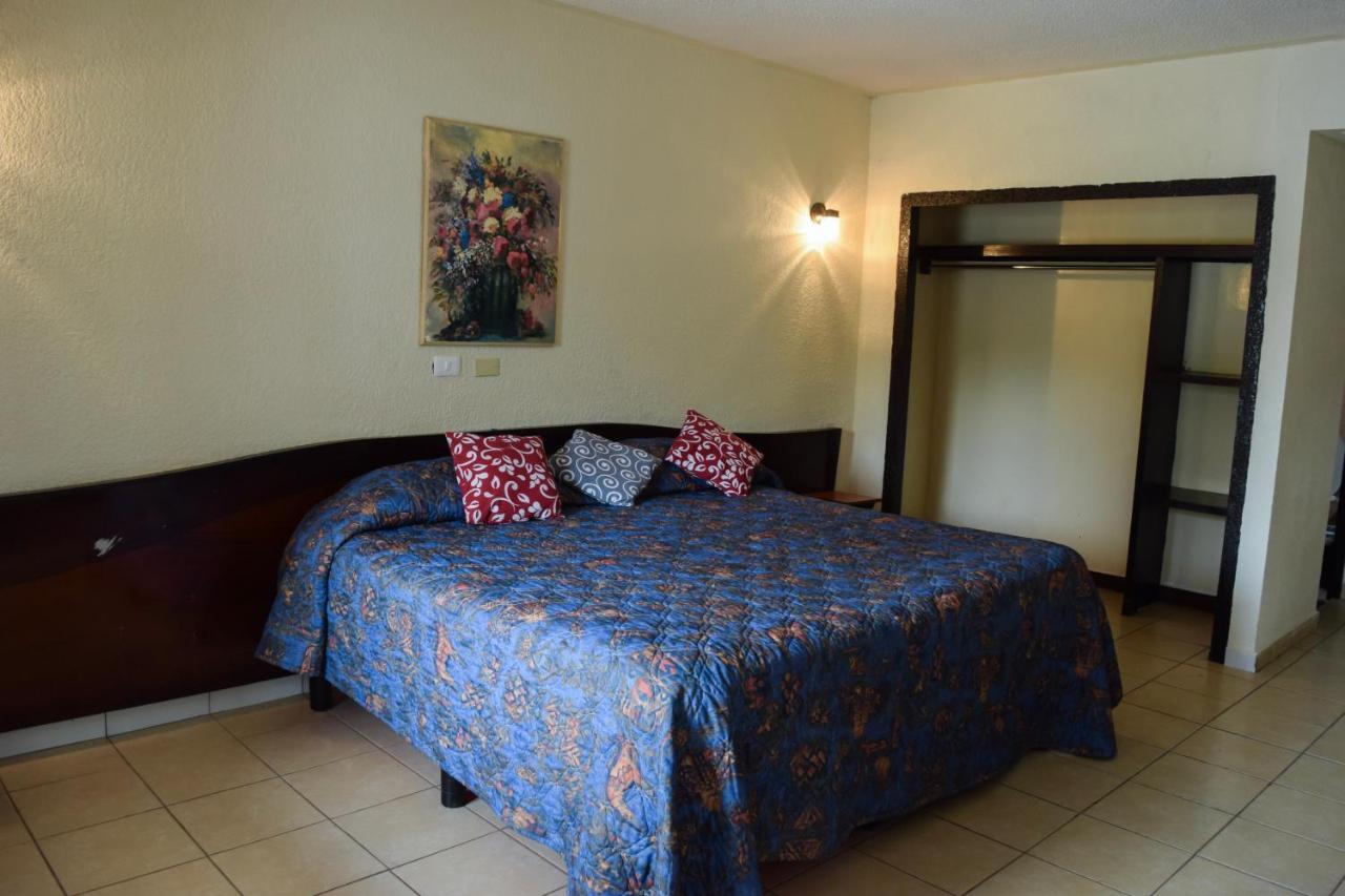 Hotel Virrey Rio Bravo Esterno foto