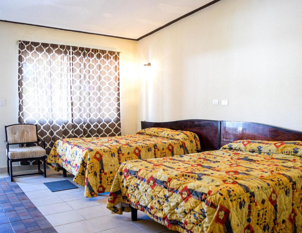 Hotel Virrey Rio Bravo Esterno foto